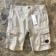 Load image into Gallery viewer, CP COMPANY Bermudas Stretch Cargo H0357

