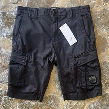 Load image into Gallery viewer, CP COMPANY Bermudas Stretch Cargo H0357

