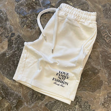 Load image into Gallery viewer, FAMILY FIRST Bermudas Felpa Love Family Not Fashion H0373
