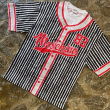 Load image into Gallery viewer, MOSCHINO Camiseta Sobre Impresa Baseball C0864
