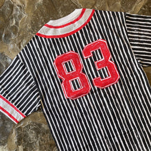 Load image into Gallery viewer, MOSCHINO Camiseta Sobre Impresa Baseball C0864

