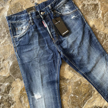 Load image into Gallery viewer, DSQUARED Jeans Cool Guy 1646 H0320

