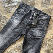 Load image into Gallery viewer, DSQUARED Jeans 1724 Cool Guy H0319
