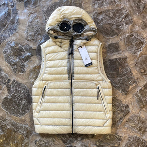 CP COMPANY Chaleco Plumas + Gafas D0121