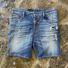 Load image into Gallery viewer, DSQUARED Bermudas Jean Dean H0110
