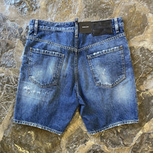 Load image into Gallery viewer, DSQUARED Bermudas Jean D2 H0109
