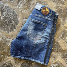 Load image into Gallery viewer, DSQUARED Bermuda Jean Boxer H0134
