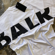 Load image into Gallery viewer, BALR Camiseta Game Day Box C0359
